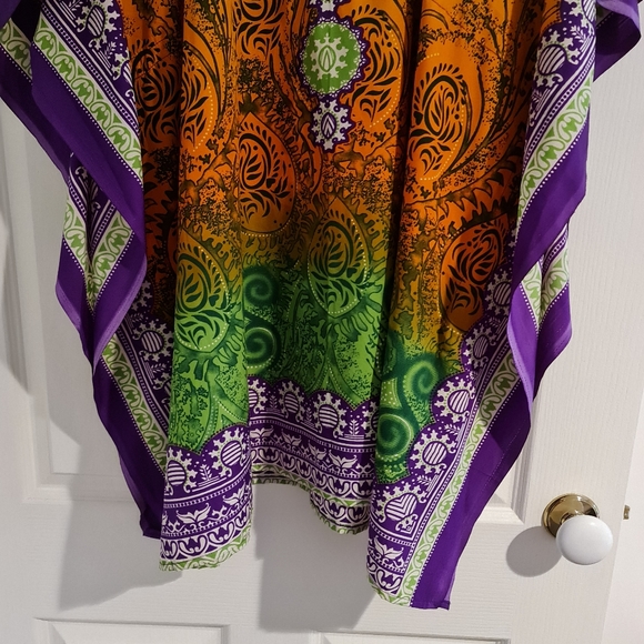 🎉HOST PICK🎉 Multi Coloured Puncho - Picture 4 of 6